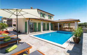 Beautiful Home In Peroj